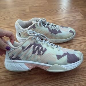 K-Swiss tennis shoes size 10